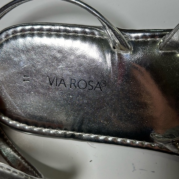 New Via Rosa Rose Silver Rhinestone Accent Ankle Strap Sandals size 11 #121229 - Picture 5 of 6